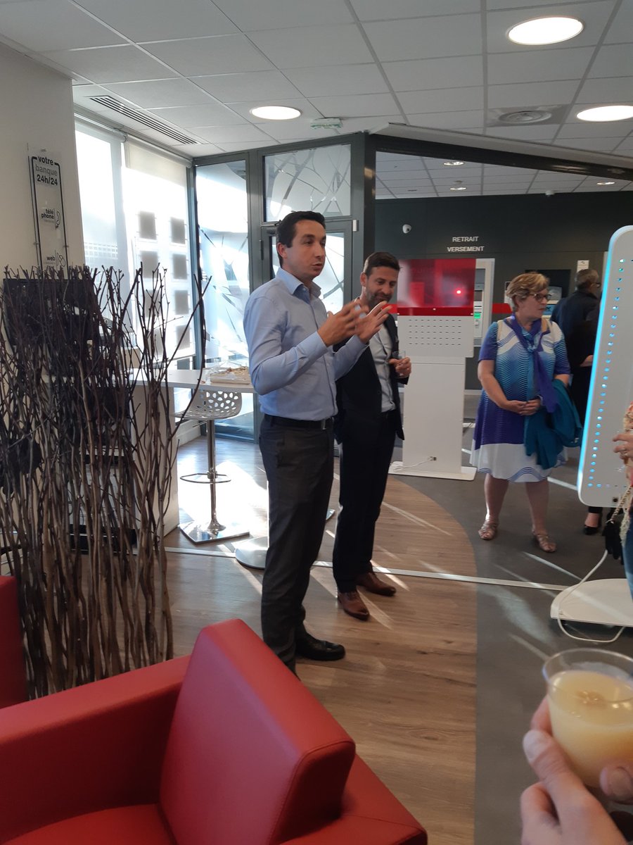 AntoineNadot's tweet photo. Le caf pro de Marseille Est remercie ses clients, futurs clients, administrateurs et partenaires pour ce moment convivial que nous venons de passer ensemble. @cafpromarseille @CA_alp_prov https://t.co/Jxu4PjvEBK