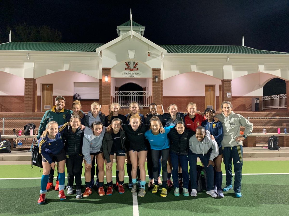sawomenshockey's tweet photo. Thank you @RedhillSchool for allowing us to train on your world class pitch this evening! @SuperGroupLtd @Grays_SA @virginactiveSA #SquadGoals #SALadies #SAL https://t.co/bGxgoOu35h
