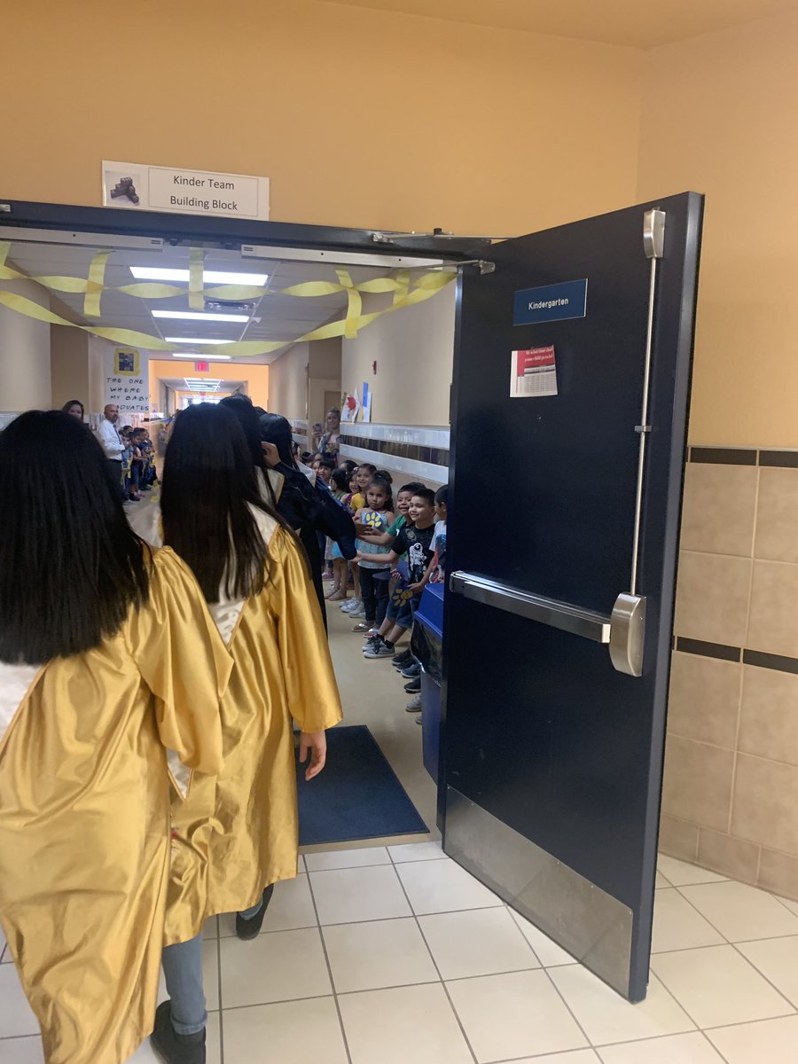 RCARR_DIR_MOS's tweet photo. Senior walk! My favorite part of senior events #proudprincipal https://t.co/UtbQSuS1Qu