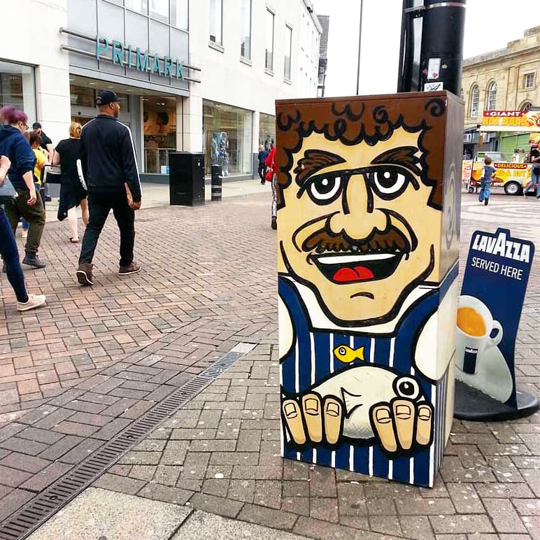 weareblokheds's tweet photo. @weareblokheds in & around @MarketWool @Doncaster_Mkts last weekend for #deliciousdoncaster #weareblokheds #doncasterisgreat #doncaster #streetart #graffitiart #spraypaintart #illustration #caricature https://t.co/BGLecVACBW #artorcrime https://t.co/Z2bur8WeOK
