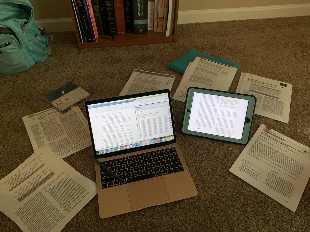 katie_isch's tweet photo. A glimpse into the exciting grad school life consisting of mostly article reading and paper writing. https://t.co/ypilTFT61K