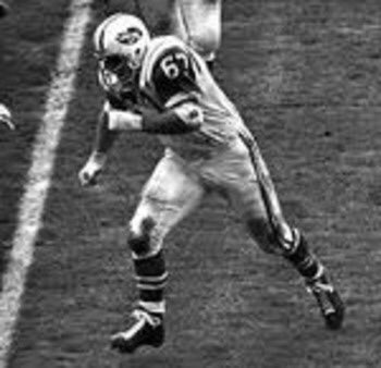 RandomNYJets's tweet photo. Happy hump day in this wonderful “Memory May” with former Jets offensive guard (starting RG for ‘68 team) Dave Herman! #Jets Playing Career: 1964-1973 https://t.co/61yHuXtVvV