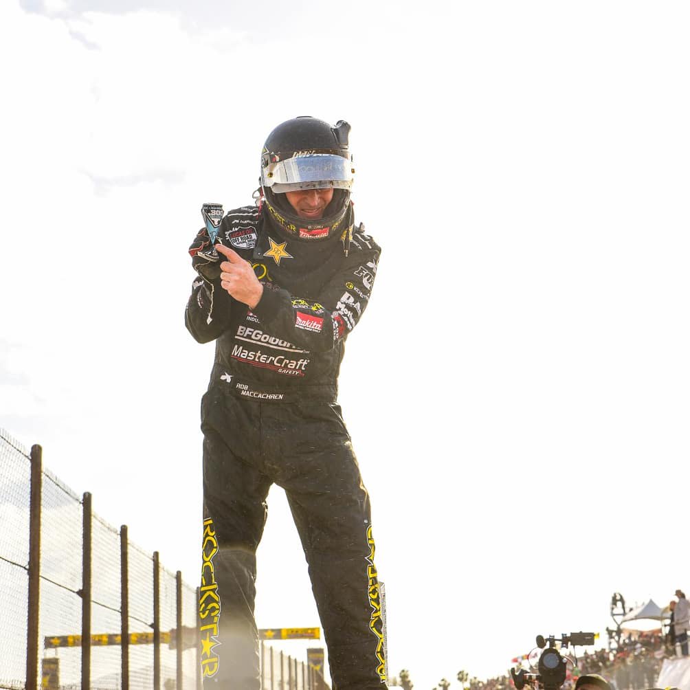 EricMinks's tweet photo. Back from a great race weekend in Mexico. #BajaCalifornia #Ensenada #lucasoiloffroad #RockstarEnergy #21robmac #snmmedia #photolife #esterobeach https://t.co/UPpJg0gS4l