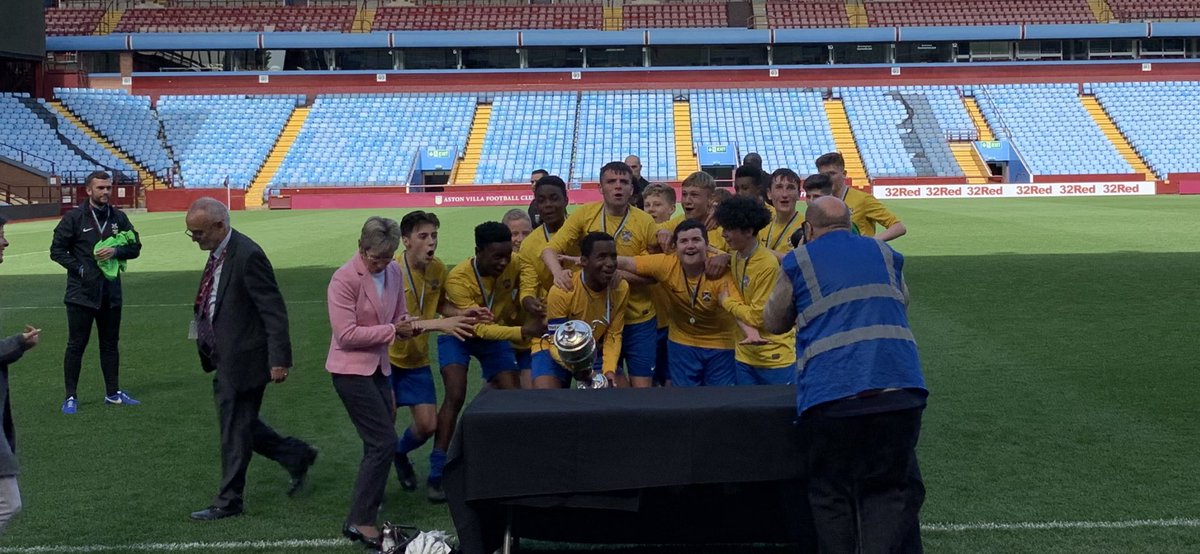 BCPEDepartment's tweet photo. The Y9 Football Team are the 2019 BโHam Cup Champions! A 2-1 win V Light Hall, played at Villa Park. @AVFCOfficial you really made the students dreams come true; thanks! Why donโt more professional clubs do this?! #grateful #champions #onforthetreble #stayhungry https://t.co/HBHI3GnBI3