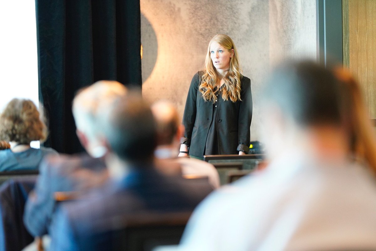 HightowerAdvsor's tweet photo. 2019 #HTAdvisorSummit attendees split up into informative breakout sessions on Human Capital, Marketing and Wealth Management and Compliance and Risk. #MeetingTheChallengeTogether https://t.co/ravJaxzlgz