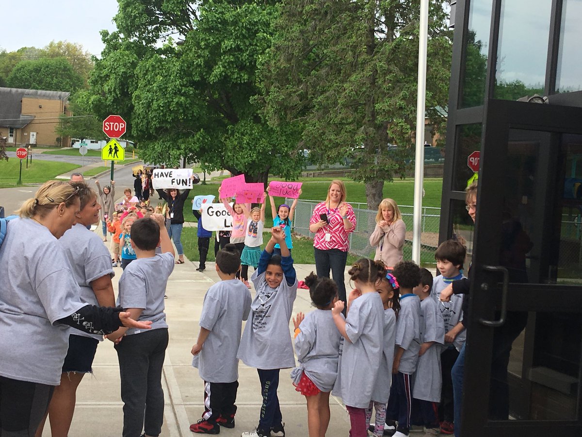JPS_RingES's tweet photo. We had a wonderful send off to our Special Olympians today. We are so proud of them! https://t.co/p5BSA0hHHn