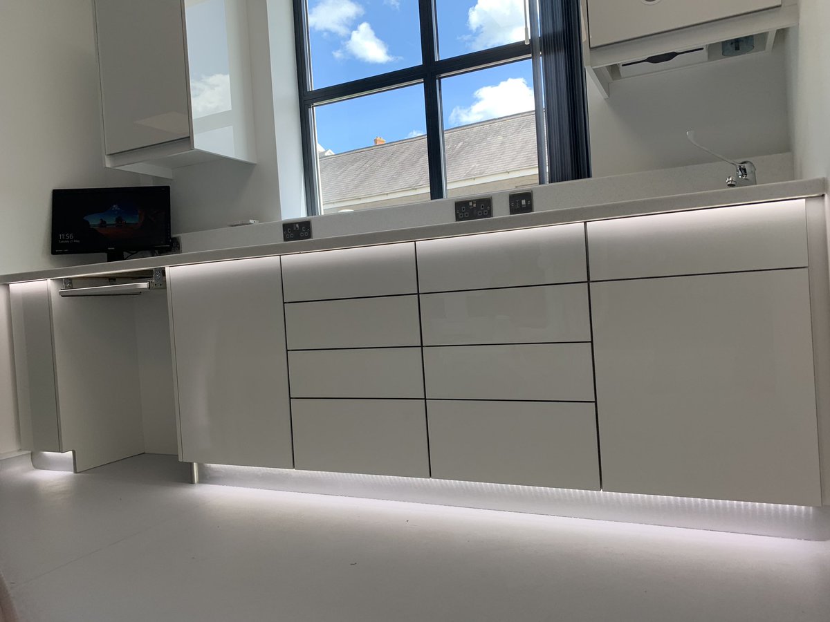 Fabulous new practice, thank you James and Becky for allowing us to deliver. Wishing you every bit of success that you truly deserve in your new venture. 😀🍾🥂🎉     <a href="/AdecUK/">A-dec UK</a> <a href="/CattaniEsamUK/">Cattani Esam UK Ltd</a> <a href="/NSK_UK/">NSK UK Dental</a> <a href="/intrafit/">Intrafit</a> <a href="/WH_UKLtd/">W&H UK</a> <a href="/PlanmecaUK/">Planmeca UK</a> 
#Dentistry #turnkey