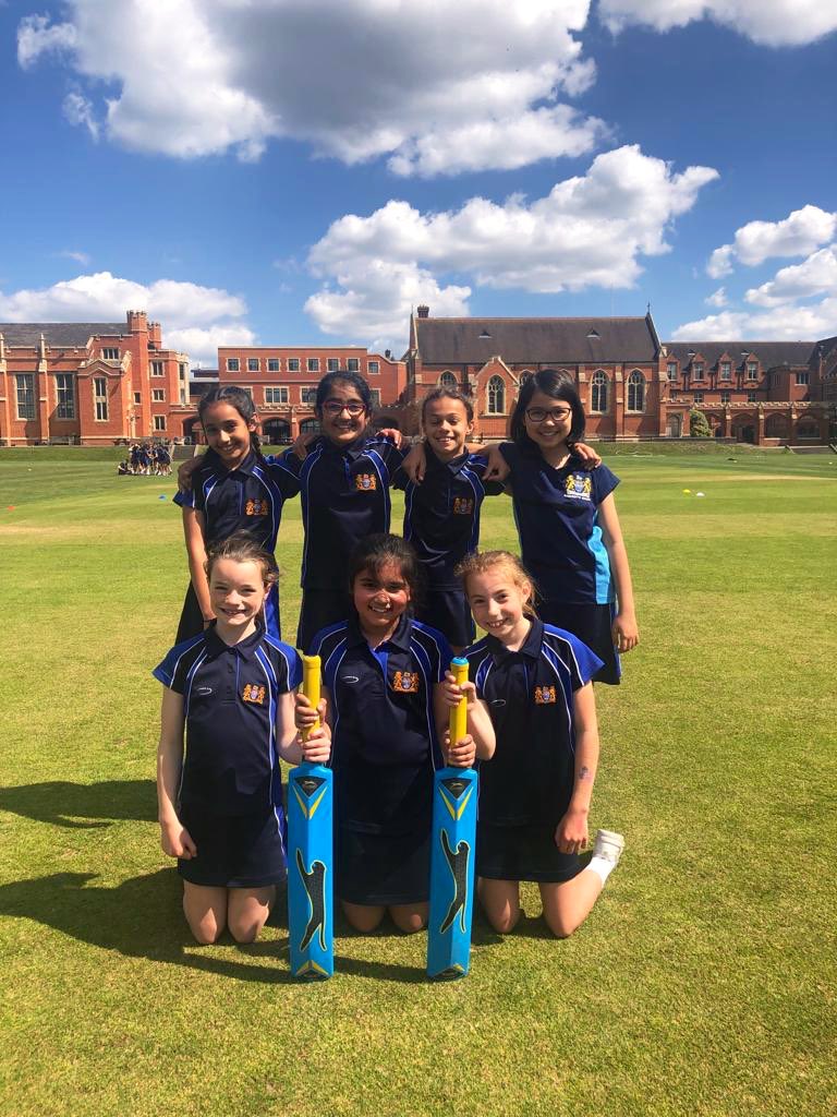 BancroftsPrep's tweet photo. Prep 1 Inter-House Cricket got off to a great start in the sunshine this week ☀️ We have two games to go after half term and the competition is fierce 🏏😁 Who will be crowned as the eventual winners?❤️💛💚💙 #Manor #Hereford #Knighton #Monkhams @SportsBancrofts @BancroftsSchool https://t.co/rSccEb4doF