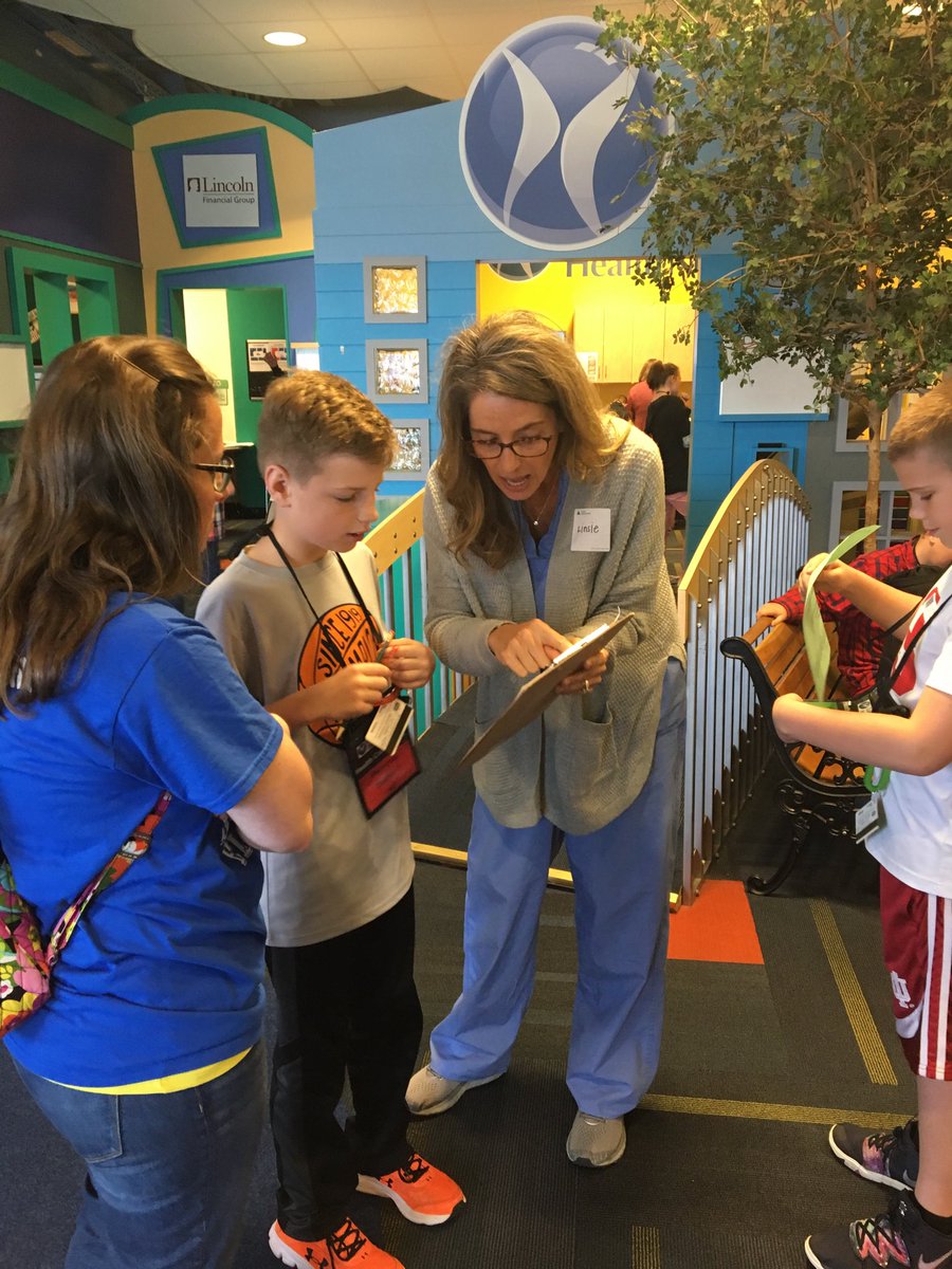 mrsjfourthgrade's tweet photo. Biztown https://t.co/xmARkElH8v
