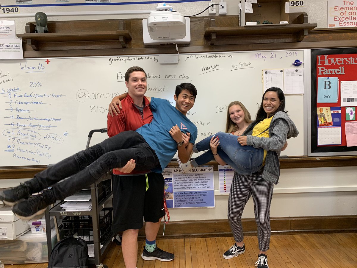 DSM East High NHS tweet media