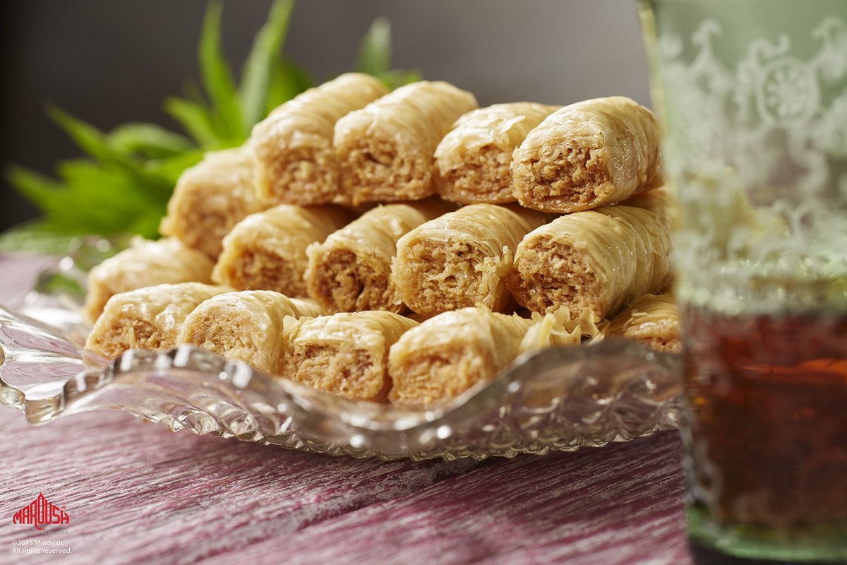 RandaRestaurant's tweet photo. Baklawa and fresh mint tea is the perfect way to end any meal 💕 https://t.co/7WlMmAXiJc