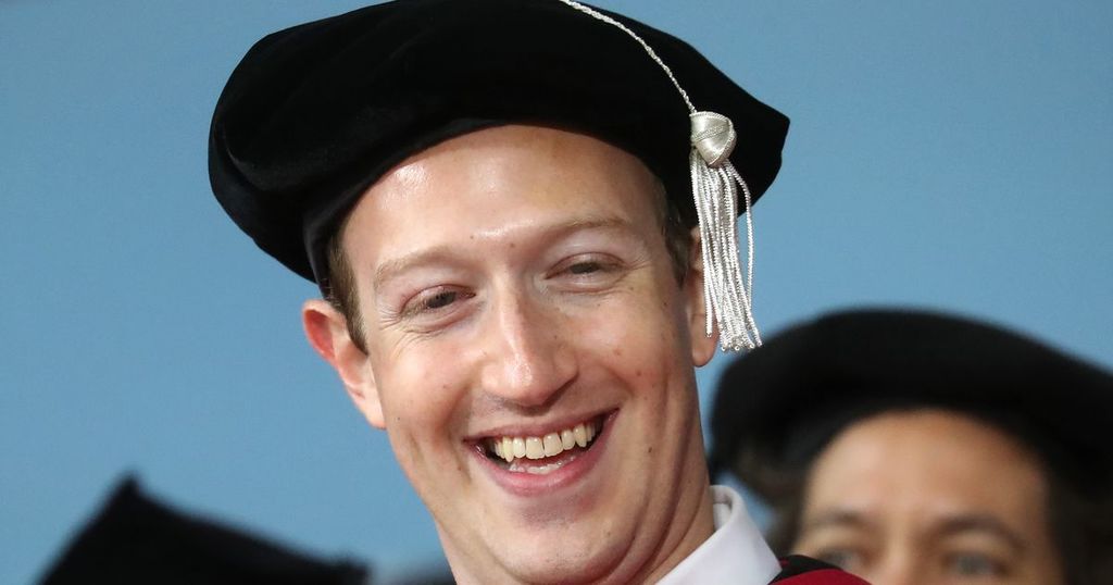 Mark Zuckerberg reportedly made a fake, racist social media profile in Cameron Winklevoss' name bit.ly/2Hz4o6k