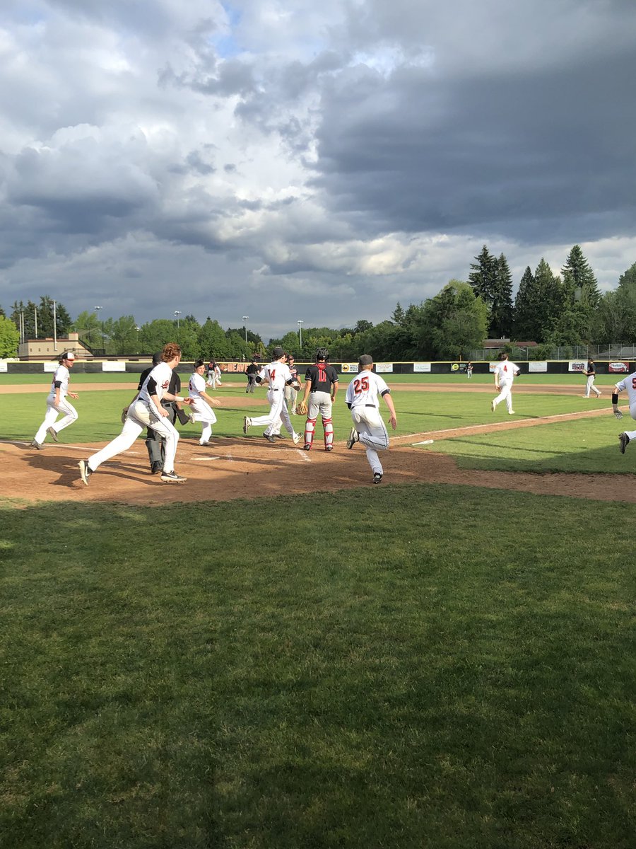 BeavertonHSBaseball tweet media