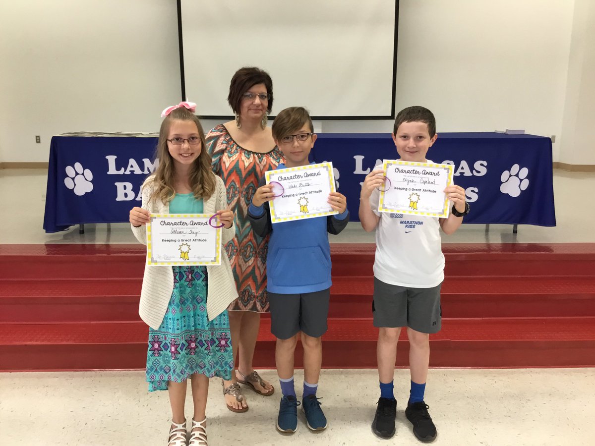 LampasasKWE's tweet photo. What a big, big awards day at KWE! Excellent, excellent work by our students this year. #LeadKWE https://t.co/0kWdW3gxJz