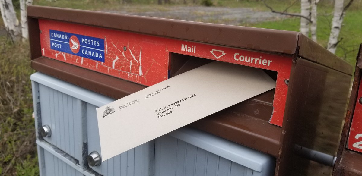 Fatso_Gonzalez's tweet photo. This envelope is on it's way to the @RCMP. The applicant of this envelopes contents never, ever had the desire to own a #firearm until she met me. Now this young lady has a #handgun in wait &amp; an #AR15 in her future, all thanks to @Docs4GunControl @Polysesouvient &amp; @CGCguncontrol. https://t.co/HJMv4S0oQf