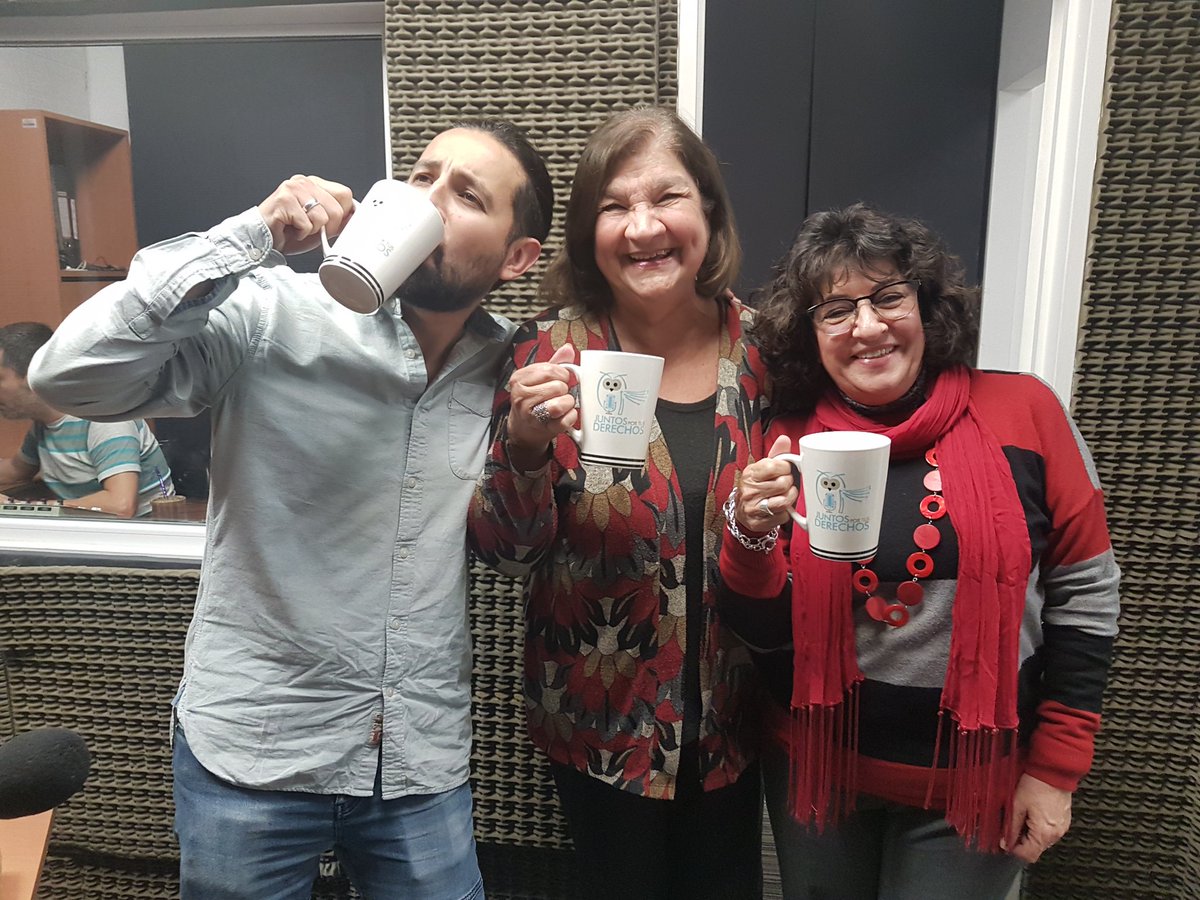 ACBJ_RADIO's tweet photo. #ACBJRADIO hermoso programa el de hoy, q fue grabado el lunes pasado junto a @menaiaretti Presidenta de #ACBJ, @hiperterminal, @RMonfasani coordinadora de @RenabiAr_Ok y @smcaballero54 Presidenta de @ABJUJUY. La entrevista telefónica a @silvinanoguera Presidenta de @ABiMisiones https://t.co/ECphyc1vVi