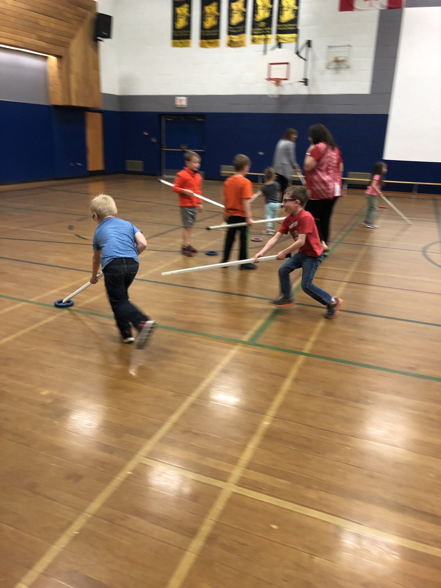 wbfschool's tweet photo. Our kindergarten students are learning some awesome ringette moves! #ringetterocks #activeandfun https://t.co/BQyGtLVM4g