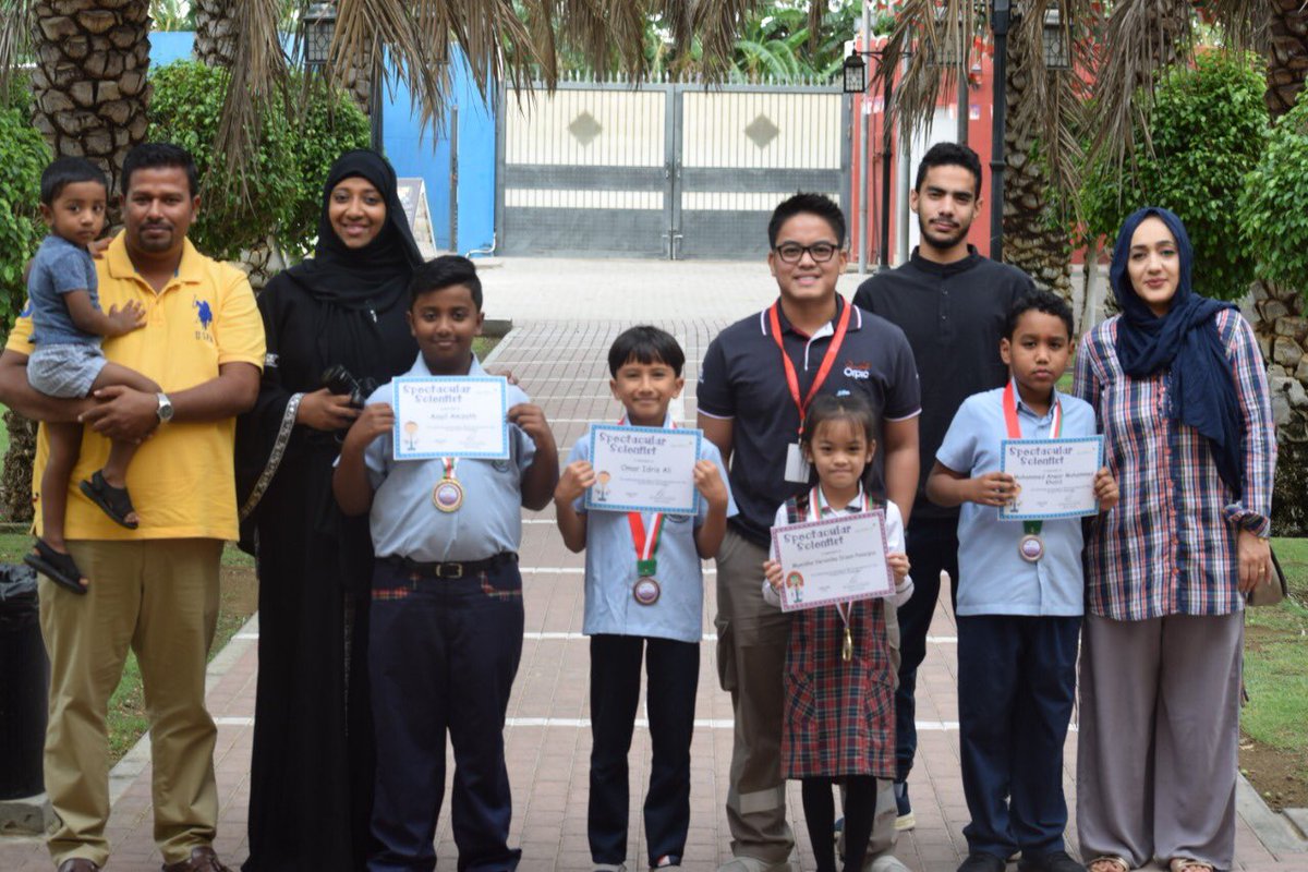 Gr 3 Science Star award ceremony. Congratulations to our winners!
#abqeducationgroup
#abqeducation
#abq_education