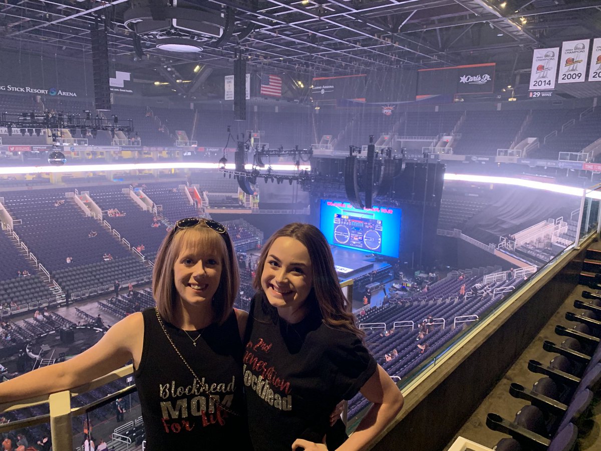 MTBisby's tweet photo. Happy "New Kids on the Block Concert Day"! We did Hannah's One Direction concert a few years ago and now it is her turn to see my boy band! #NKOTB #MixTapeTour #DonniesMyHallPass #JustKiddingHoney #loveeternal #blockheadmom #2ndgenerationblockhead https://t.co/xVG7r8s94o