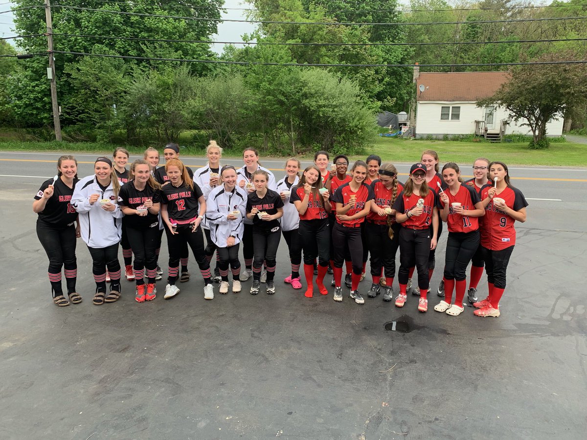 Ice cream after a win against <a href="/HudsonFallsCSD/">HudsonFallsCSD</a> to end regular season!! it’s show time starting tomorrow!!!🚨🚨🚨🚨