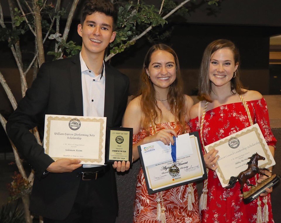 JWMHS's tweet photo. Congratulations to our #Mustangs2019 at the Night of Excellence yesterday evening! Our #Mustangs earned scholarships and awards that show how they are #BuiltForExcellence and ready to conquer the world! https://t.co/DBTWxmJQ60