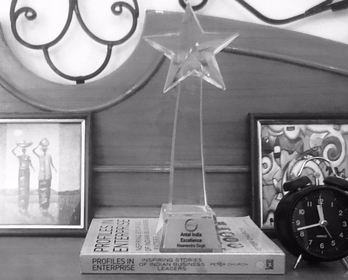 Maanendra's tweet photo. Winner of Antal India Business Excellence Award 2016! #MaanendraSingh #Team #Antal #Squad #AntalGlobal #AntalNetwork https://t.co/POH4UHn5TC