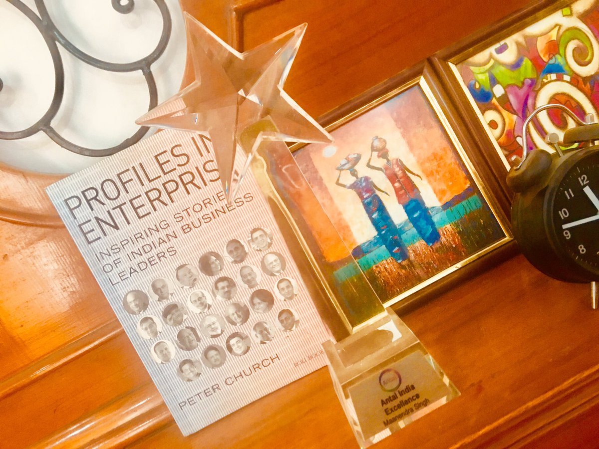 Maanendra's tweet photo. Winner of Antal India Business Excellence Award 2016! #MaanendraSingh #Team #Antal #Squad #AntalGlobal #AntalNetwork https://t.co/POH4UHn5TC