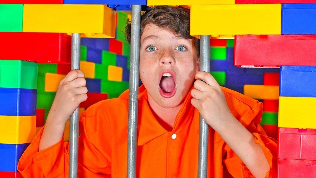 Original_MCM's tweet photo. I Trapped My Little Brother in LEGO Prison for 24 Hours! – PrestonPlayz https://t.co/KjCEvP1dbH https://t.co/BFer5finY5
