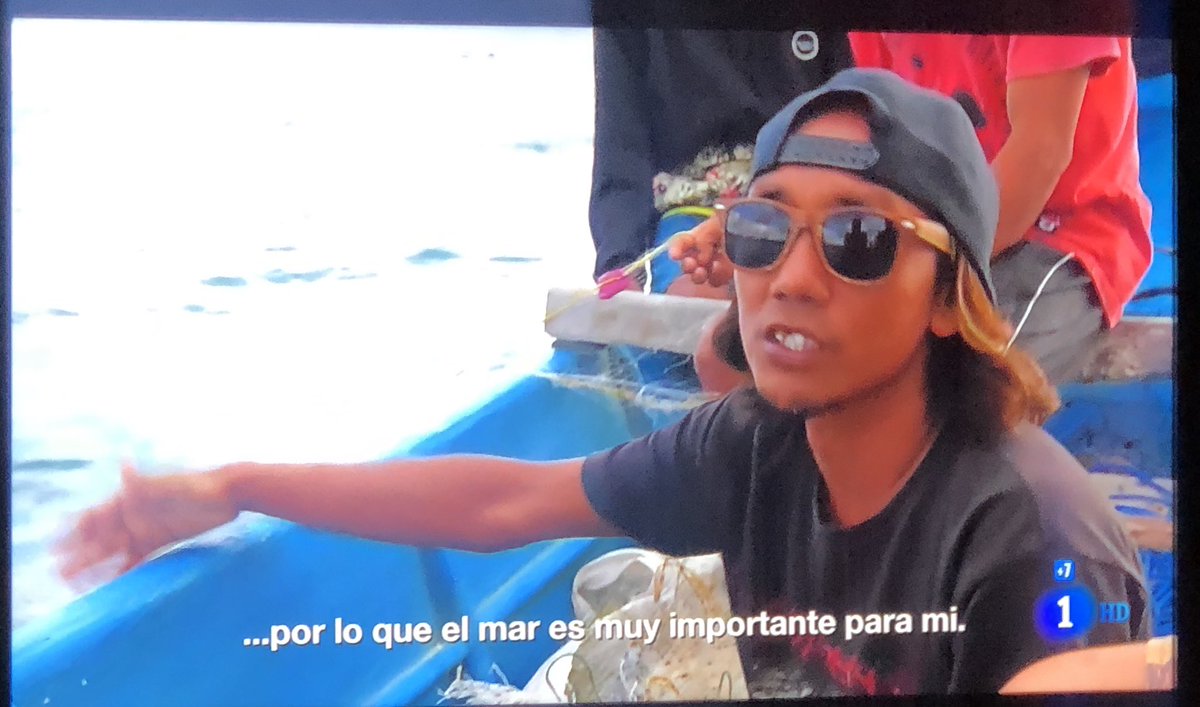majogarciadoce's tweet photo. Cuando tu profe de surf aparece en la tele #SelongBelanak #EspañolesEnBali #Lombok #Gerupuck 🏄🏽♂️🏄🏽♀️ @tve_tve https://t.co/s80Oe27rvr