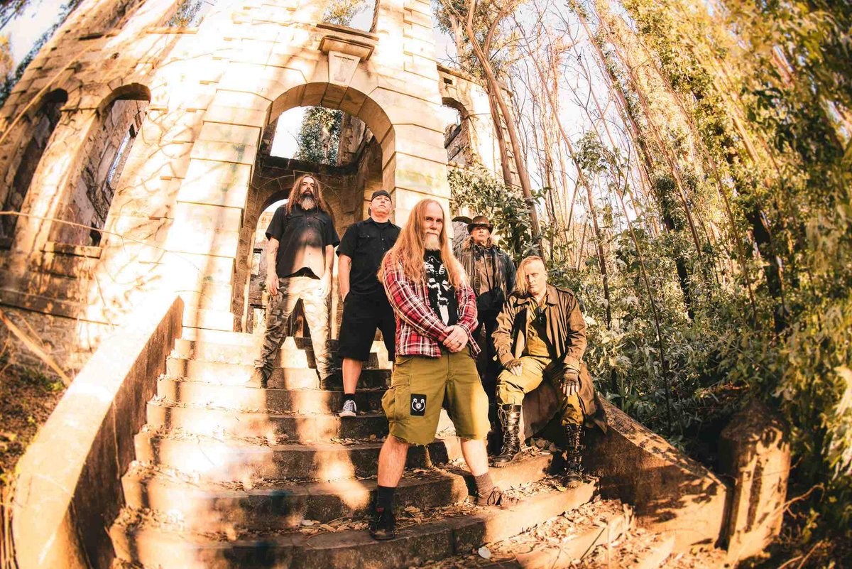 Mudface has signed a worldwide deal with Art Gates Records!