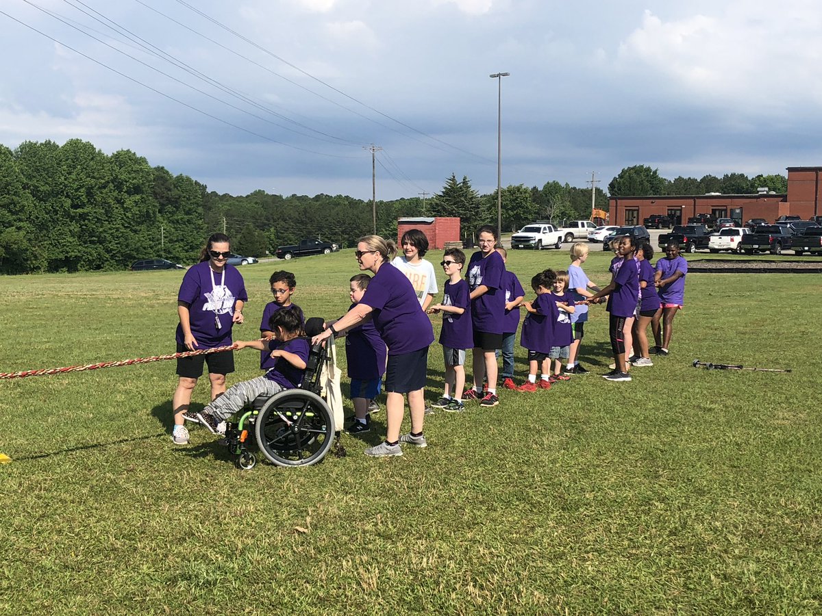 Ambieridley's tweet photo. Field Day memories! Tug of war!!!!! Go ACCESS!!! 💜💪🏼🏅 https://t.co/JFsJlDb3x7