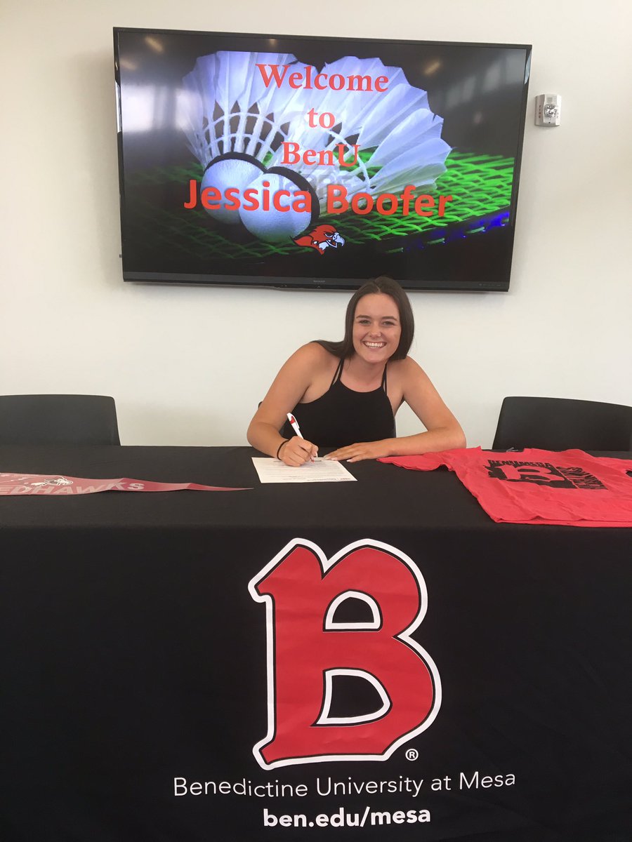 Jessica Boofer makes it official!! Another Women's Badminton signs on the dotted line! 🅱️🏆🏸