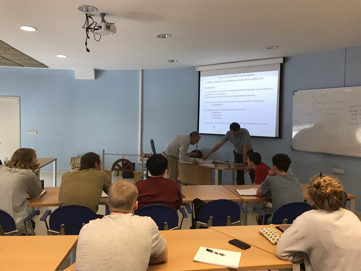 CalculatorCaleb's tweet photo. Learning about #RomanEngineering today consisted of #arches, #aqueducts, #tunnels, #siphons, and #surveying and #construction equipment was engaging and entertaining in both English and Español. https://t.co/IjIwlsfSxh