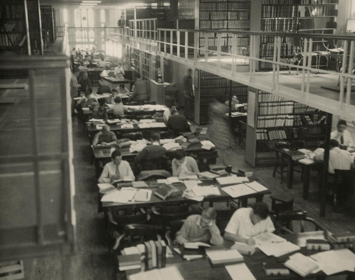 unilibrary's tweet photo. Good morning, scholars. We often say that times have changed, but an absence of laptops aside, don’t you recognise that seated pose? #studyface
Image from @UMelbArchives UMA-I-1001 Old Library, c1958: https://t.co/2WohHhZeGL https://t.co/d0eFeo8EMh