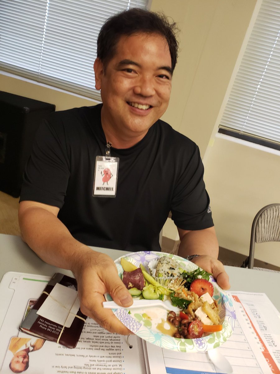 KidneyHI's tweet image. Our #DiabetesPreventionProgram just reached their midway point and celebrated with healthy and nutritious homemade treats! 🎊🎈