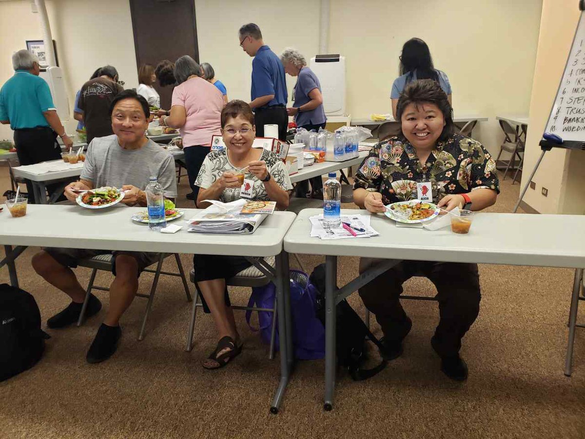 KidneyHI's tweet image. Our #DiabetesPreventionProgram just reached their midway point and celebrated with healthy and nutritious homemade treats! 🎊🎈