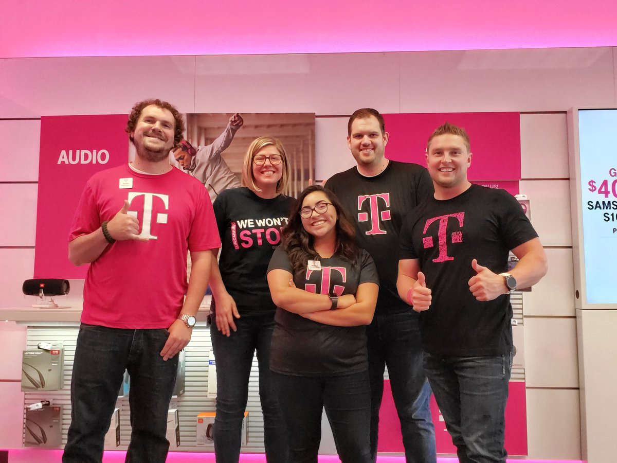 Got the whole team together in McMinnville! <a href="/bruin_bryan/">Bryan Bruin</a> <a href="/JessicaLHickman/">Jessica Hickman</a> <a href="/nazarma/">Nazar A.</a> #bestpractices