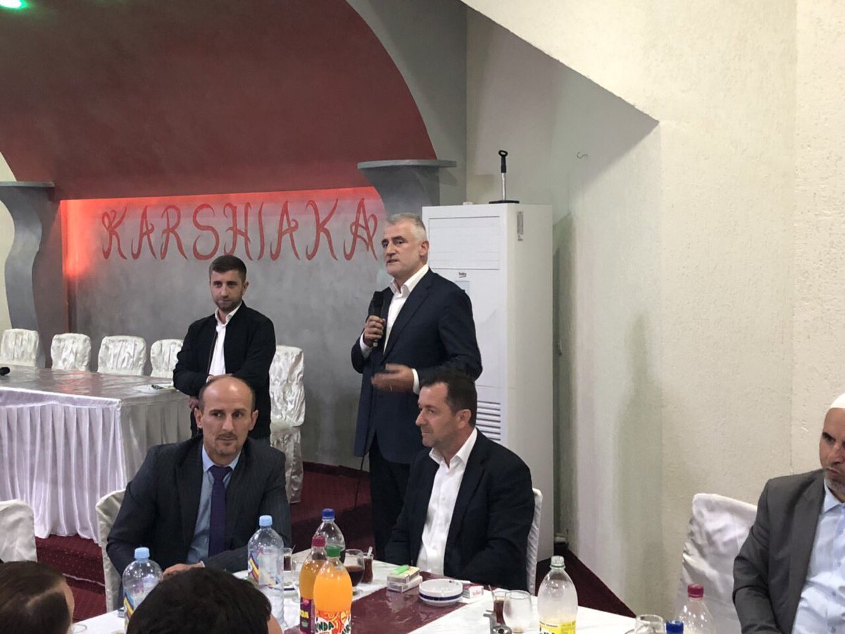 Azemsad's tweet photo. Iftarë në Studeniçan https://t.co/OKNRUeMwPg