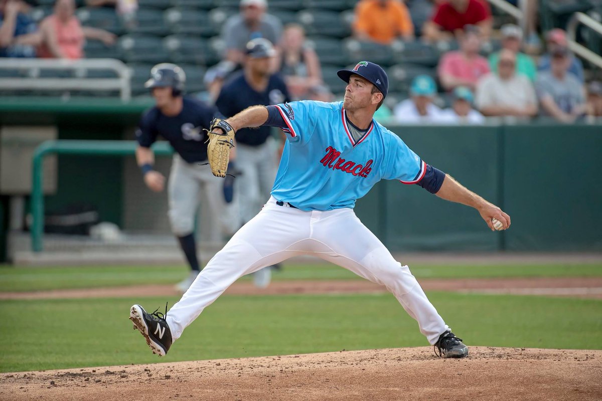 MightyMussels's tweet image. There was no stopping Miracle starter Bryan Sammons tonight. Sammons tossed 6.0 scoreless innings to lower his season ERA to 0.94 👀👀👀

Final Line: 6 innings, 3 hits, 0 runs, 0 BB, 8 K