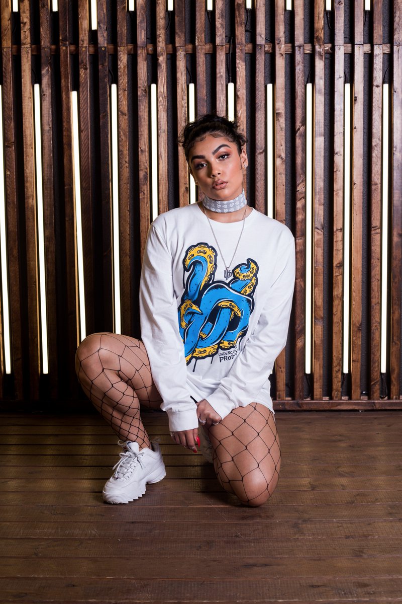 UCProdigy's tweet image. Here to rain on parades. ☔️🆙
⁣
#undercoverprodigy⁣
#foreverill⁣
#hopsin