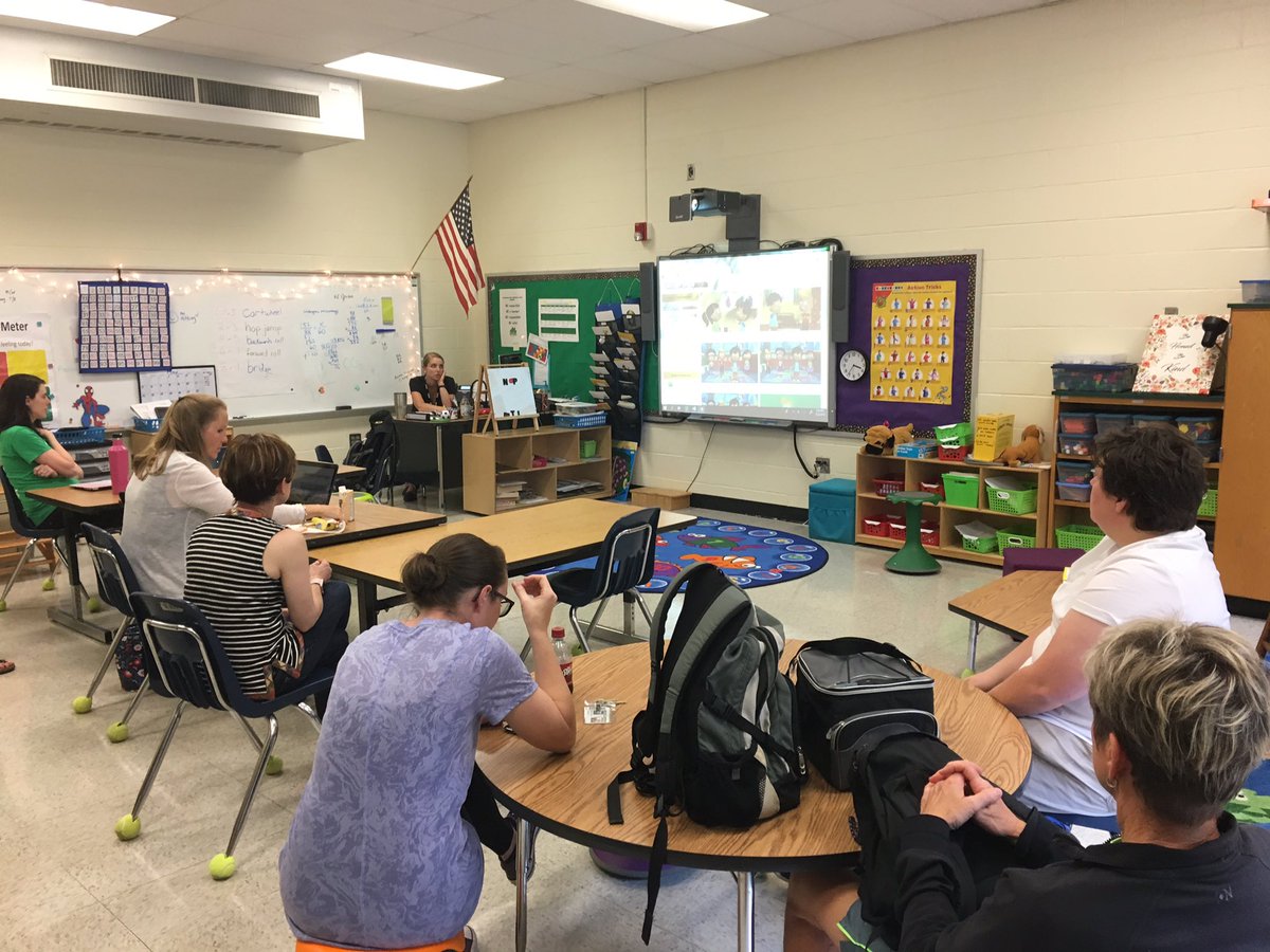 PrincipalCCR's tweet photo. My favorite Wednesday of the month! Teachers within our building sharing their best practices that work! #cultivatingtalentwithin #buildingcapacity #internalPD #differentiatedPD https://t.co/OrodBZ071s