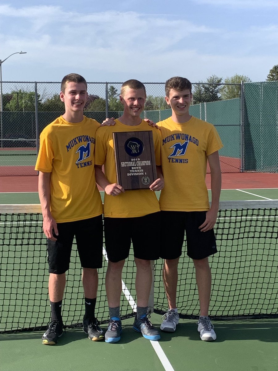 For the first time in program history, Mukwonago Boys Tennis is going to Team State! An incredible showing as five flights take first place and we finish with 48 points (Badger finished 2nd with 38 points)🎾 very proud of the players, coaches, and our supporters