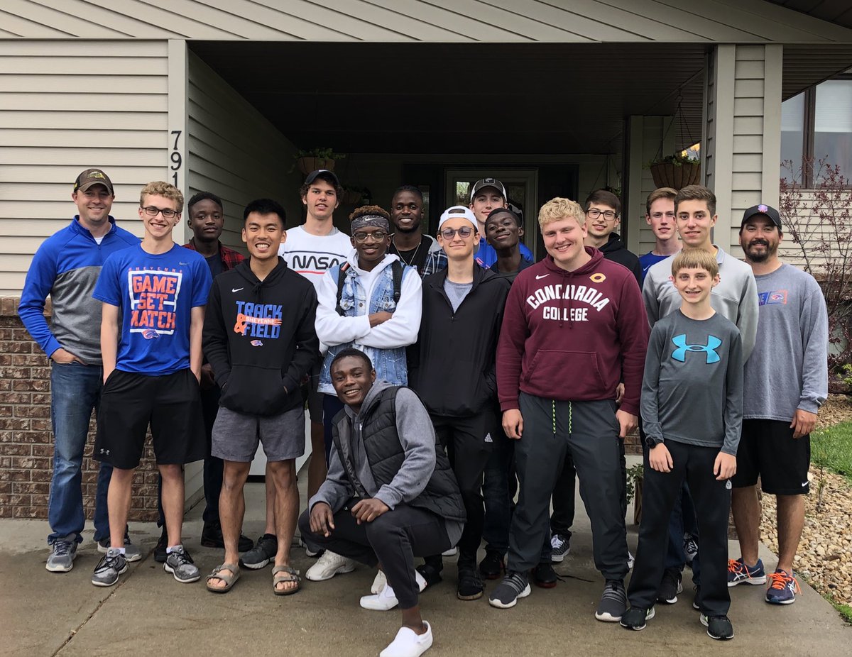 Sheyenne High School Track and Field (MustangsTnF) Twitter