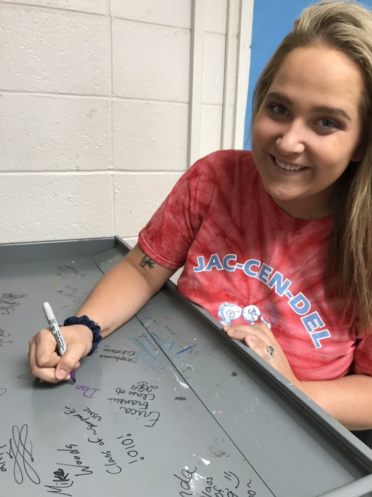 JCDArtClub's tweet photo. Today was the last class for my #advanced2d seniors. I started a #tradition years ago to have seniors sign their drawers. Today was signing day. Good luck #seniors! Never stop creating!! Safe travels @DanielleEngel15 Gonna miss you and your smile! https://t.co/QtTLgCboBa