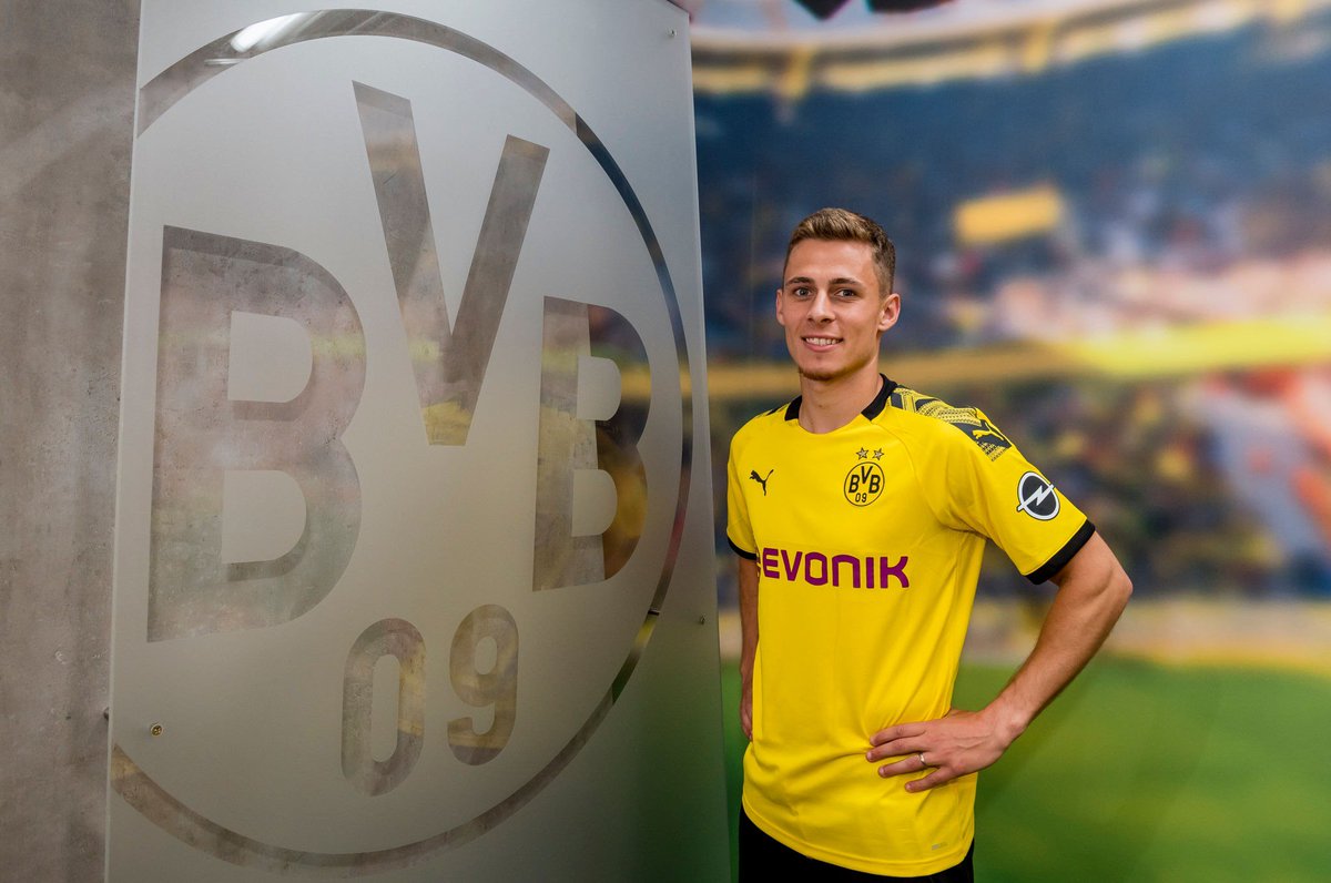 FtblPhotos's tweet photo. Thorgan Hazard – #BMG to #BVB [by Alexandre Simoes]: https://t.co/xClkpsusBT