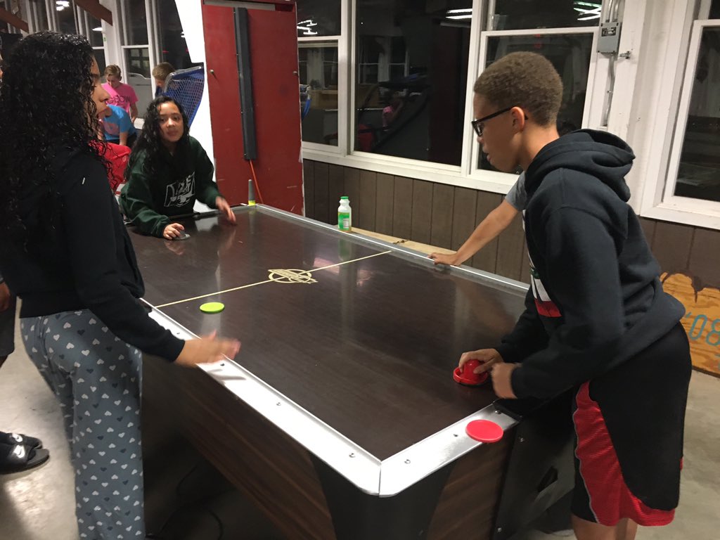 MrsJewell1's tweet photo. Wrapping up day 1 with some snacks, games, and a movie. @NETeamExplorers @BASDnortheast https://t.co/0MPLsxoDiI