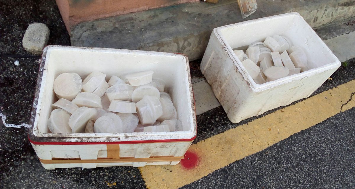 globalcamelia's tweet photo. Malaysia TONG SAMPAH-during fasting month-DIRTY BASTARD Malaysians FOOD SELLERs threw these@Petaling Jaya ss6/20 area GLOMAC KELANA JAYA,Selangor-time  4reduce food waste,time 4 reflections!! https://t.co/zeEypJZFNB
