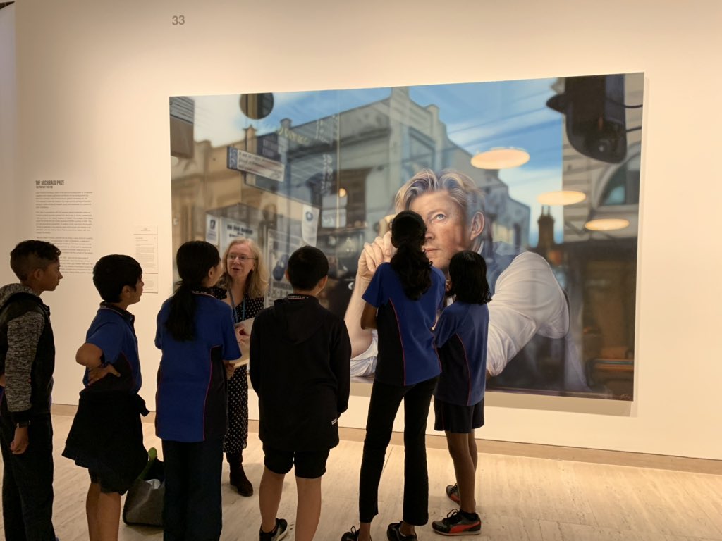 Ms_RailAPS's tweet photo. The Archibald exhibition 👩🏽‍🎨 🎨 👨🏾‍🎨 https://t.co/haFEdZ61Vx