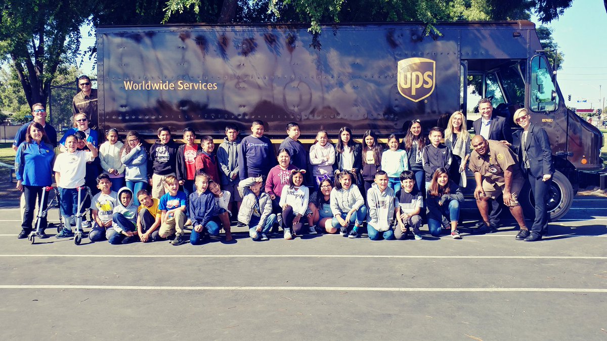 Amy Roldan tweet media