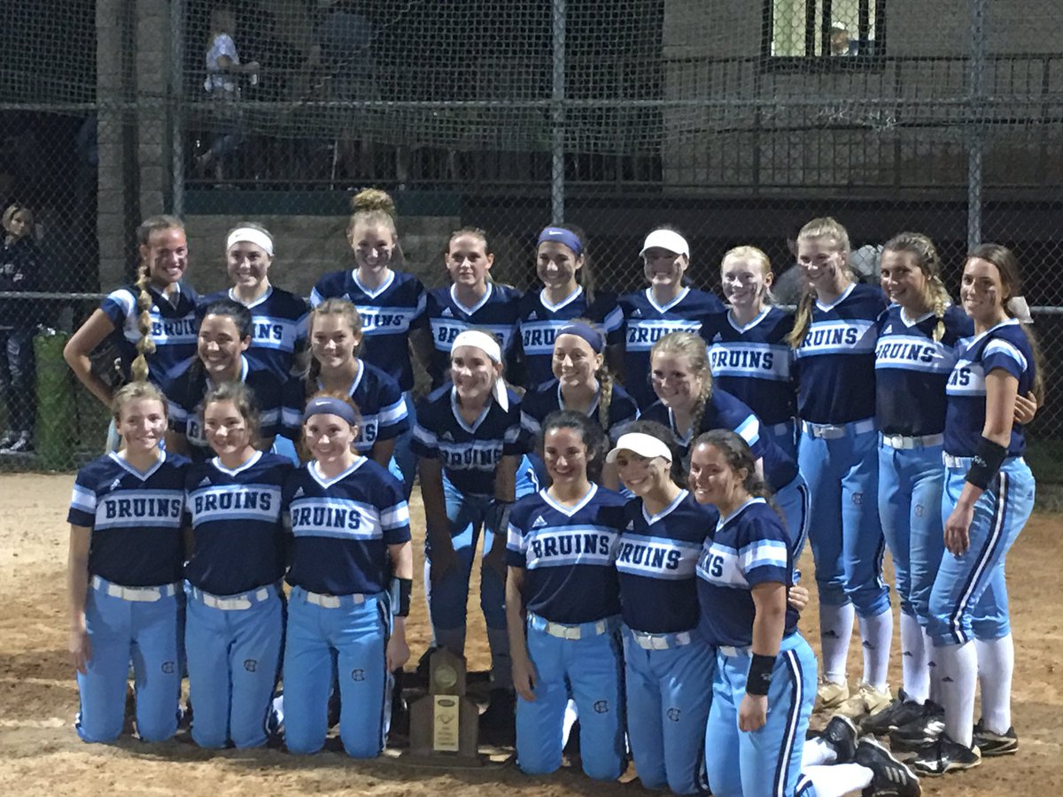 chhsbruinathl's tweet photo. Congratulations Lady Bruin Softball! https://t.co/fj2DWls65Z